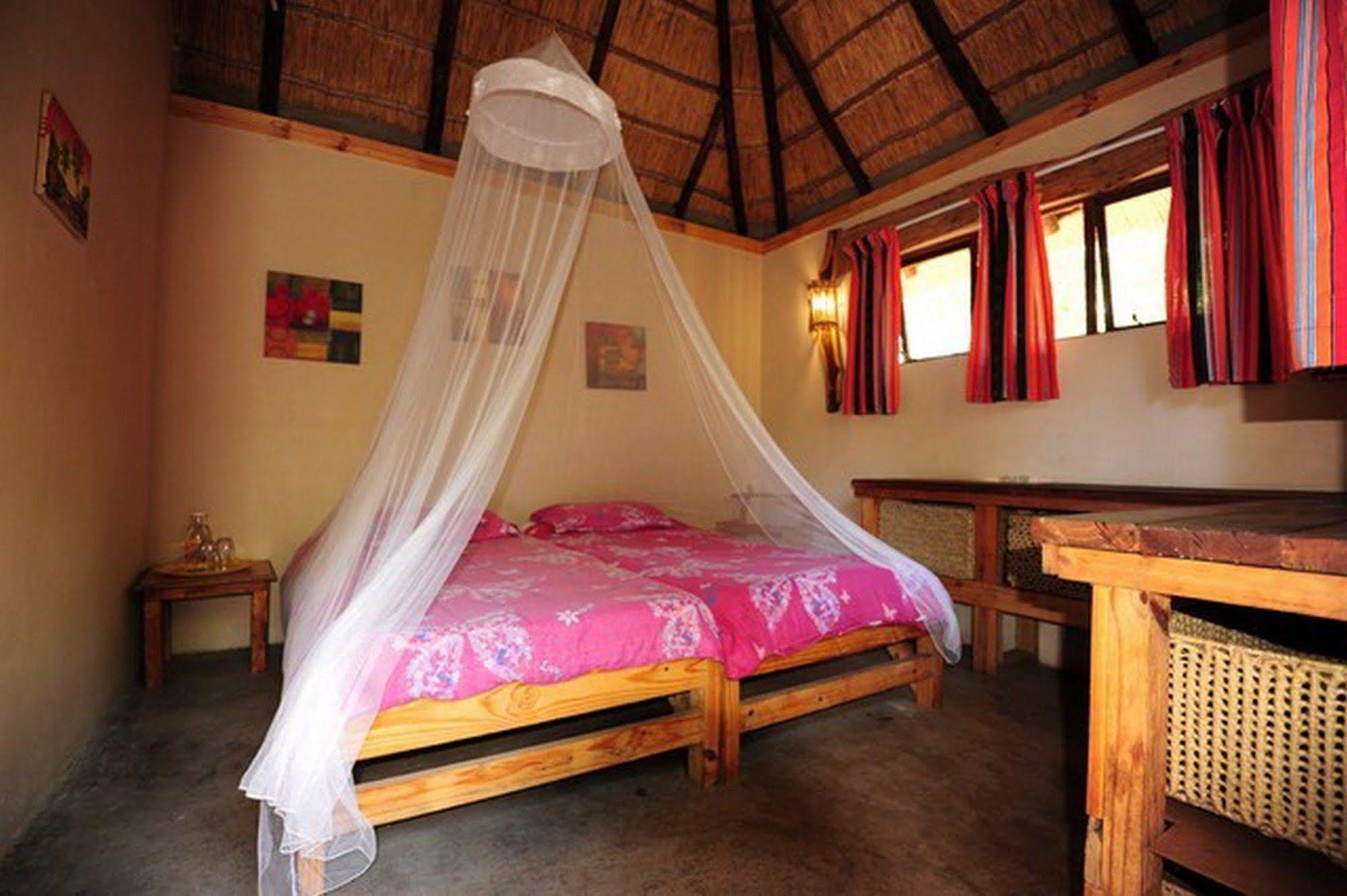 Triton Dive Lodge Sodwana Bay Kültér fotó